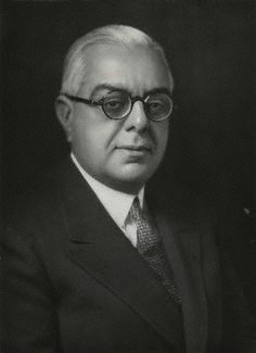 Sir Sultan Muhammad Shah, Aga Khan III. Photo Copyright National Portrait Gallery, London by Elliott & Fry photograph.