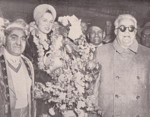 Aga Khan III and the Begum arrive in South Africa Aga Khan III and the Begum arrive in South Africa