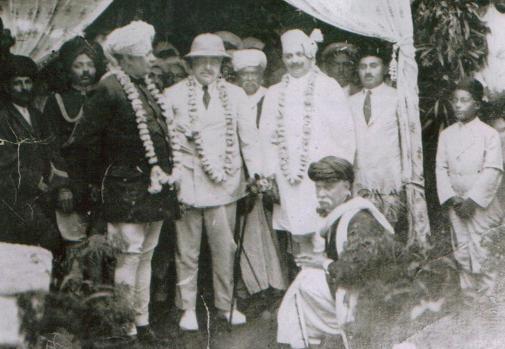 Aga Khan III with Maharajahs and members of Kothari family