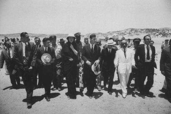 Arrival of the Aga Khan family in Aswan for burial of Aga Khan III, 48th Ismaili Imam