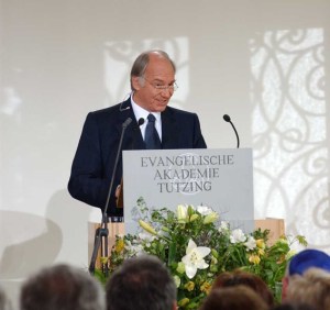 His Highness addressing the Evangelical Academy of Tutzing upon receiving the Tolerance Award, 20 May 2006. 