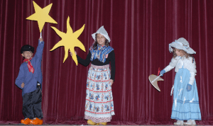 Inaara Vehoosel and siblings