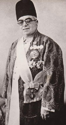 His Highness the Aga Khan III,  48th Imam of Shia Imami Ismailis, in full regalia. Photo: Jehangir Merchant Collection.