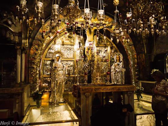 The Church of Holy Sepulschre shelters the holiest site in all Christendom: the tomb where Christ was buried and rose from the dead. It is shared by several denominations. 15