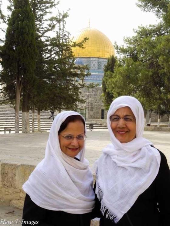 Nevin Harji (l) with Mehrun Suleman of Edmonton