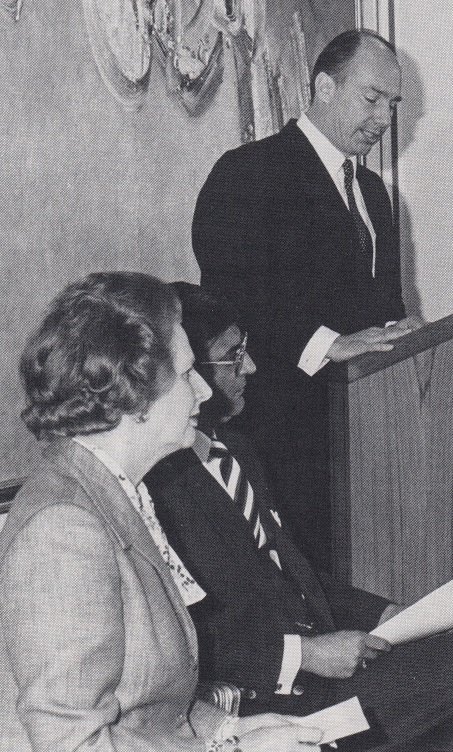 His Highness the Aga Khan speaking at the opening of the newly constructed Ismaili Centre. Seated are  Briitish Prime Minister Margaret Thatcher and the President of the UK Ismaili Council, Anil Ishani. Photo: Derek Rowe, Roshni Magazine, USA. 