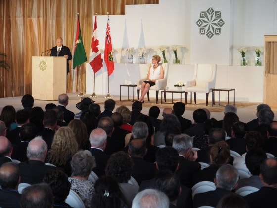 Mawlana Hazar Imam addressing the audience at the opening of the Aga Khan Park on May 25, 2015. Photo: Simerg/Malik Merchant. Copyright.