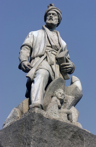 The statue of Ferdowsi in Ferdowsi Square in Tehran. Photo: Wikipedia.