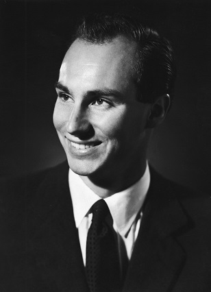 © Ulstein Bild, Getty Images, 1960. Please click on photo for Barakah.