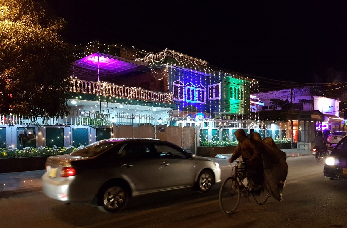 2017-12-14-Karachi Home decorated for Aga Khan visit