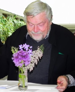 Karl Schlamminger portrait, Simerg, Insights from around the world, Islamic artist