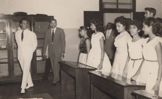 Mawlana Hazar Imam entering a classroom in Lourence Marques