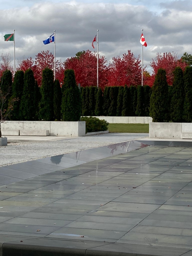 Aga Khan Park, Flags of Canada and the Ismaili Imamat