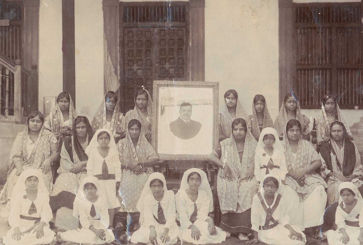 Aga Khan III, Wete, Simerg