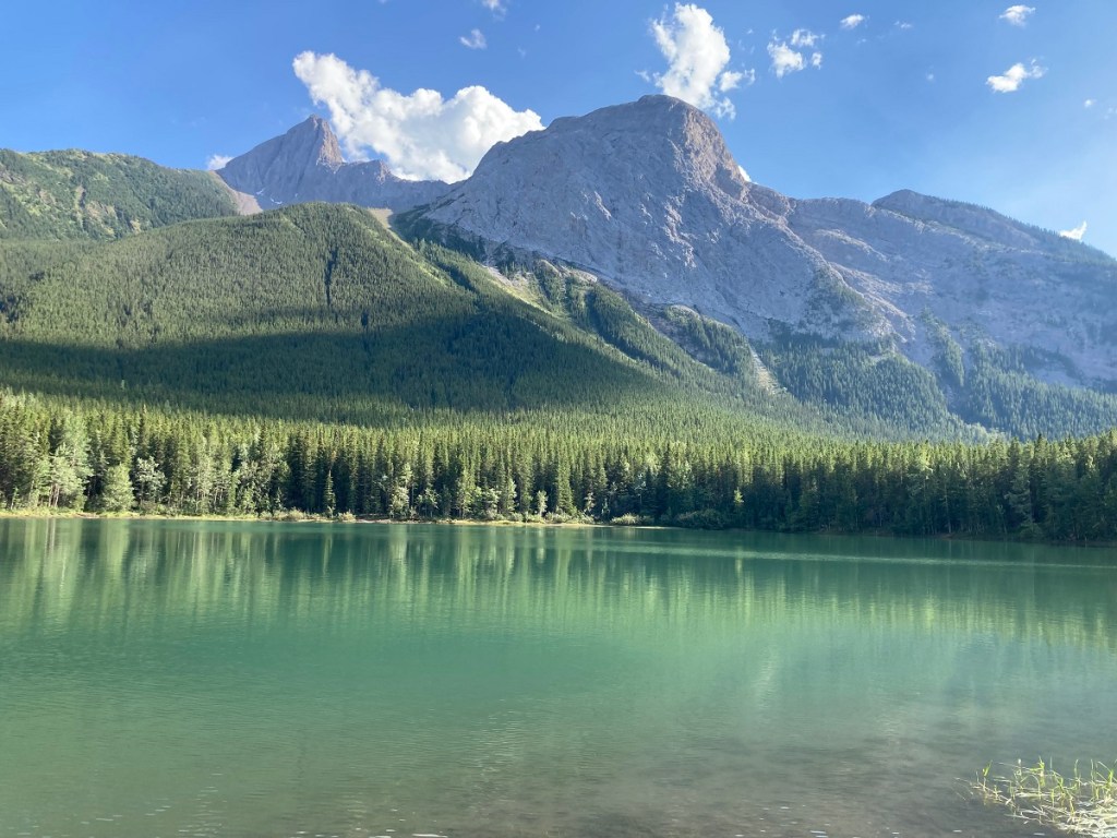 Wedge Pond, Kananaskis Country, Hwy 40