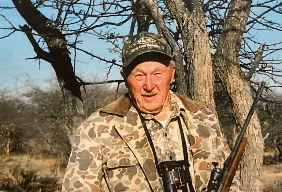 Chester Mjolsness (d. 2022 at the age of 101).