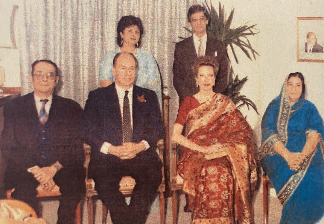 Aga Khan and Salimah Aga Khan with the Ishani Family, tribute in Simerg