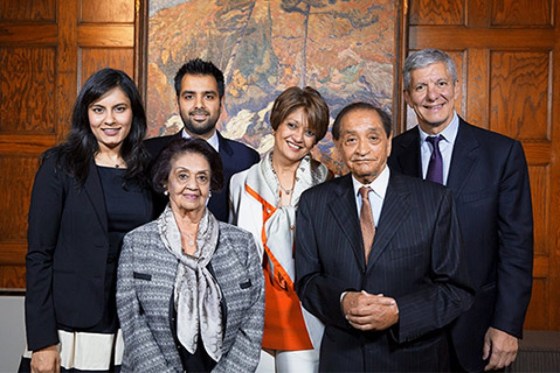 Pyarali Nanji and family with Dr. Sherif El-Defrawy.